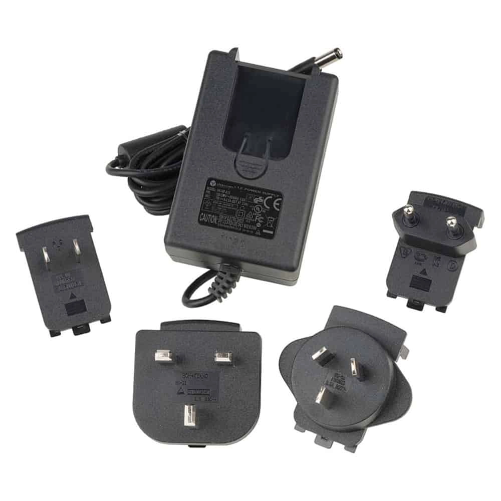 FLUKE BC7240 BATTERY CHARGER, FLUKE 75X DOCUMENTING PROCESS CALIBRATOR