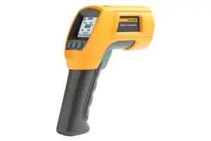 FLUKE 572-2 HIGH TEMPERATURE INFRARED THERMOMETER, -30°C TO 900°C